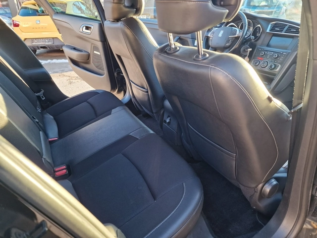 Citroen DS4 1.6 BENZ - автомобили, коли, обяви за нови и употребявани 16