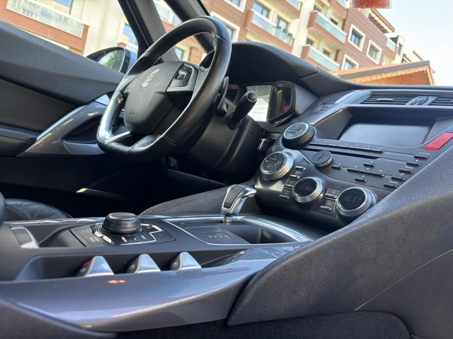 Citroen DS5 Automat 1.6hdi - автомобили, коли, обяви за нови и употребявани 9