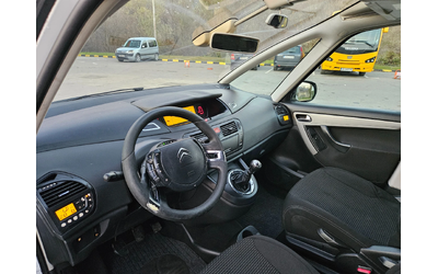 Citroen Grand C4 Picasso 1.6Hdi Facelift/7mesta/6skorosti - автомобили, коли, обяви за нови и употребявани 8
