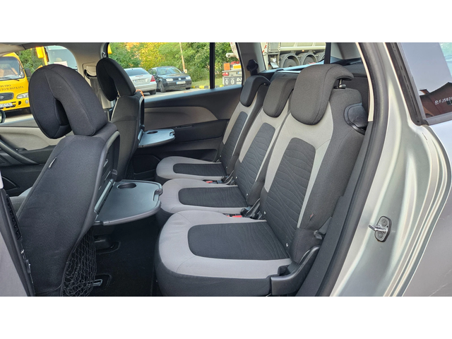 Citroen Grand C4 Picasso 1.6 Hdi NAVIG/KLIMATRON/6skorost/7mesta - автомобили, коли, обяви за нови и употребявани 10