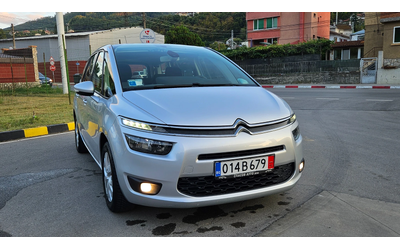 Citroen Grand C4 Picasso 1.6 Hdi NAVIG/KLIMATRON/6skorost/7mesta - автомобили, коли, обяви за нови и употребявани 6