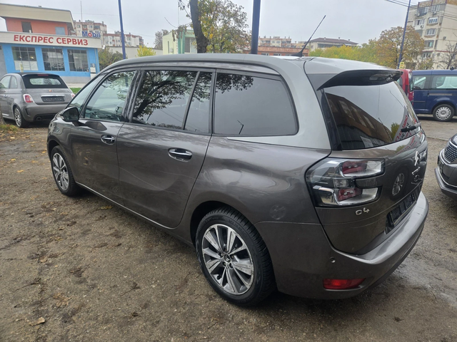 Citroen Grand C4 Picasso - автомобили, коли, обяви за нови и употребявани 3