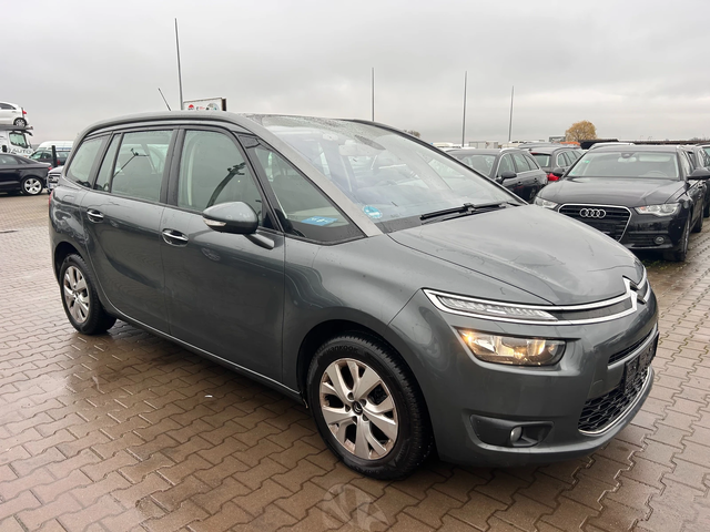 Citroen Grand C4 Picasso 1.6HDI 6+ 1 NAVI/KAMERA - автомобили, коли, обяви за нови и употребявани 3