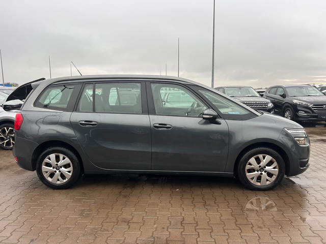 Citroen Grand C4 Picasso 1.6HDI 6+ 1 NAVI/KAMERA - автомобили, коли, обяви за нови и употребявани 4