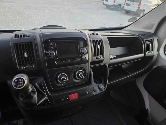 Citroen Jumper Тваропътник, 6 места, Клима, Нави /ЛИЗИНГ - автомобили, коли, обяви за нови и употребявани 11