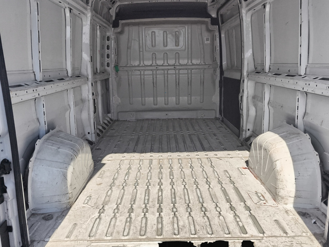 Citroen JUMPER FT 35 L3H2 2.2 BlueHDI 140 BVM6 S&S E6.4 - автомобили, коли, обяви за нови и употребявани 11