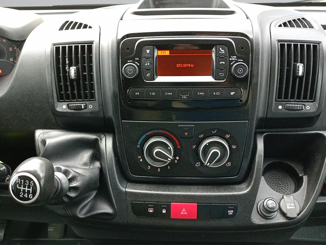 Citroen JUMPER FT 35+ L4H3 2.2 BlueHDI 140 BVM6 S&S E6.4 - автомобили, коли, обяви за нови и употребявани 12