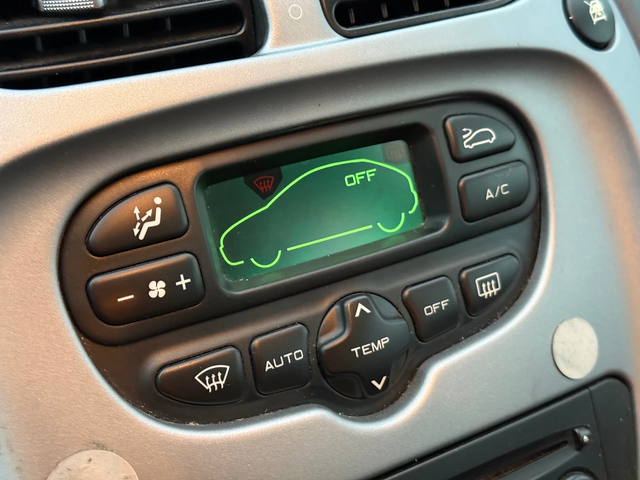 Citroen Xsara picasso 1.6HDI* 109к.с* GERMANY* Нова* 101.000КМ* - автомобили, коли, обяви за нови и употребявани 16