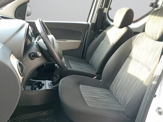 Dacia DOKKER 1.5 DCi 90hp MT5 N1 E6 - автомобили, коли, обяви за нови и употребявани 9