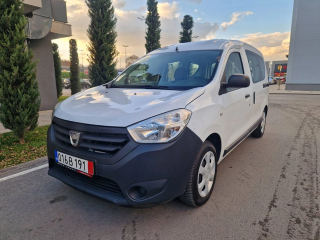 Dacia Dokker 1.5 / 90 к. с. - автомобили, коли, обяви за нови и употребявани 0