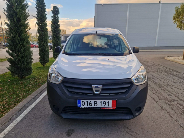 Dacia Dokker 1.5 / 90 к. с. - автомобили, коли, обяви за нови и употребявани 2