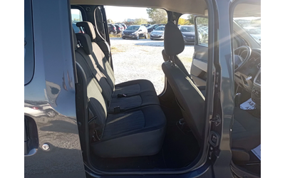 Dacia Dokker 5 врати, Италия - автомобили, коли, обяви за нови и употребявани 8