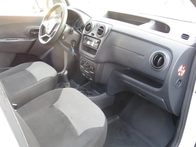 Dacia Dokker 1, 6 ГАЗ/БЕНЗИН - автомобили, коли, обяви за нови и употребявани 11