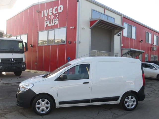 Dacia Dokker 1, 6 ГАЗ/БЕНЗИН - автомобили, коли, обяви за нови и употребявани 1