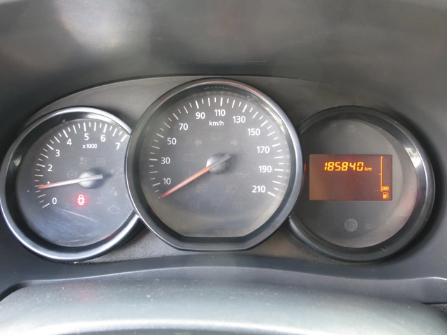 Dacia Dokker 1, 6 ГАЗ/БЕНЗИН - автомобили, коли, обяви за нови и употребявани 8