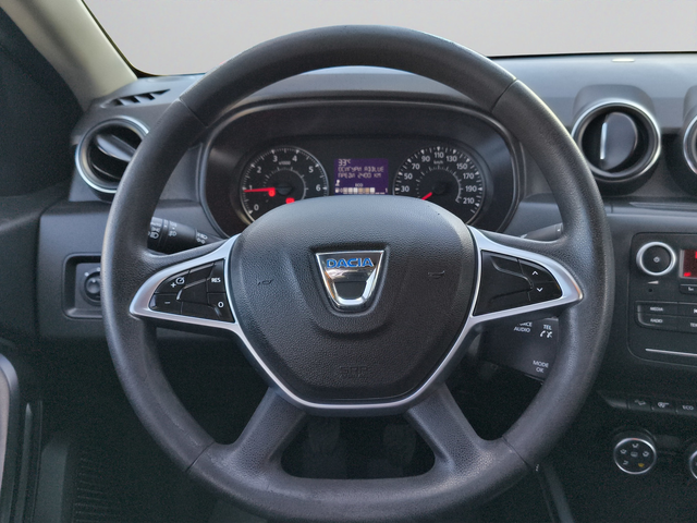 Dacia DUSTER 1.5 dCi 116hp BVM6 4WD E6 - автомобили, коли, обяви за нови и употребявани 9