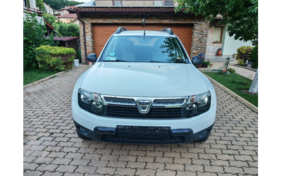 Dacia Duster ==1.5DCI-4X4-6 скорости - автомобили, коли, обяви за нови и употребявани 1