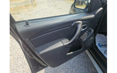 Dacia Duster 1.6 4x4 - автомобили, коли, обяви за нови и употребявани 11