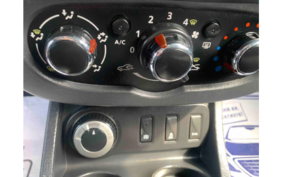 Dacia Duster 1.6 4x4 - автомобили, коли, обяви за нови и употребявани 14