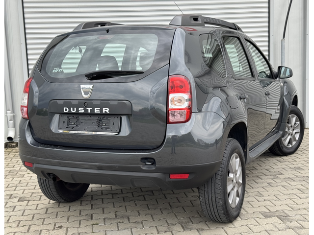 Dacia Duster 1,6i bi-fuel GPL, 105k.c., нави, 4х2, евро 5В, клима, usb, aux, ел.пакет, Италия - автомобили, коли, обяви за нови и употребявани 4