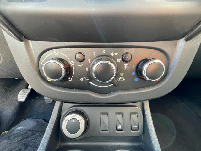 Dacia Duster 1.5DCI* 4WD* 87000КМ* СЕРВИЗНА ИСТОРИЯ - автомобили, коли, обяви за нови и употребявани 8