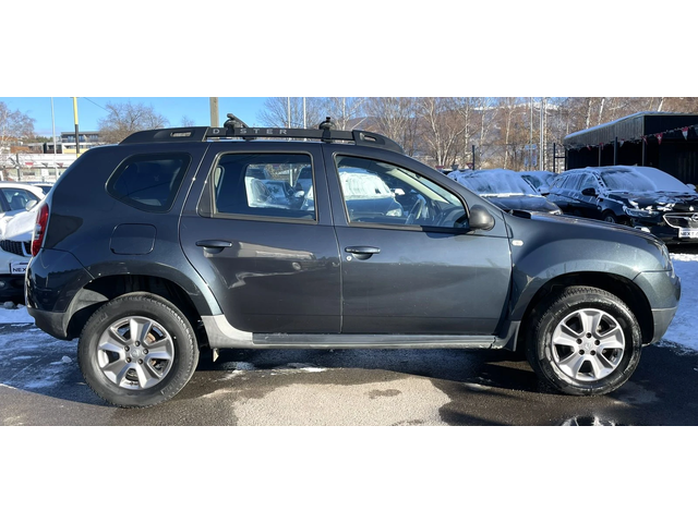 Dacia Duster 1.6I 105HP E5B НАВИ ГАЗ - автомобили, коли, обяви за нови и употребявани 3