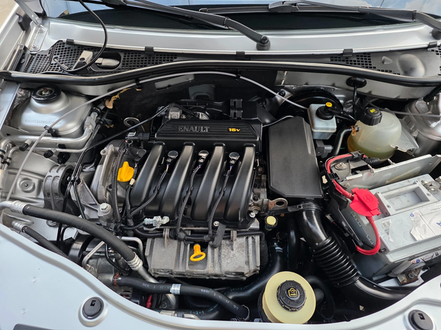 Dacia Duster 1.6i-105к.с EURO 5-4Х4-КЛИМАТИК-ШВЕЙЦАРИЯ - автомобили, коли, обяви за нови и употребявани 15