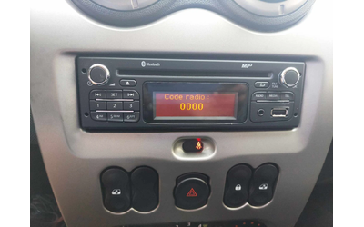 Dacia Duster 1,5dci 110ps 4X4 - автомобили, коли, обяви за нови и употребявани 13