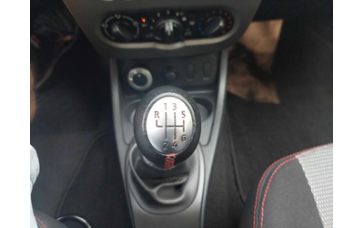 Dacia Duster 1,5dci 110ps 4X4 - автомобили, коли, обяви за нови и употребявани 8