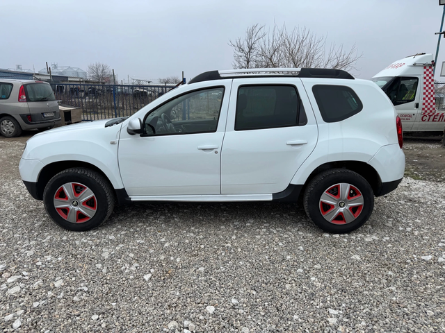Dacia Duster 1.5DCI-4X4 - автомобили, коли, обяви за нови и употребявани 2
