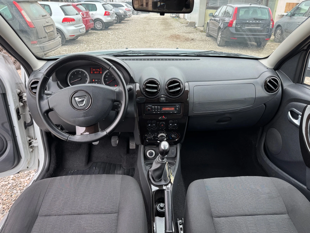 Dacia Duster 1.5DCI-4X4 - автомобили, коли, обяви за нови и употребявани 9