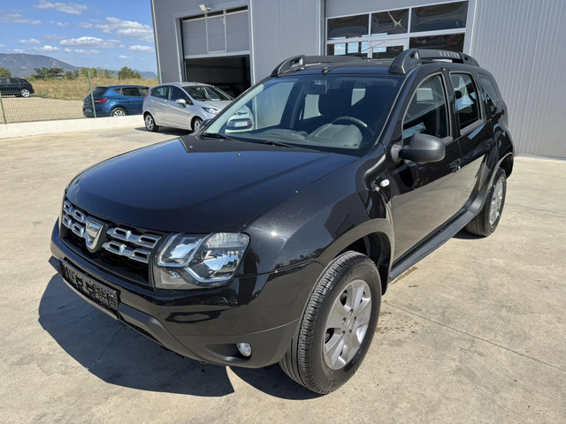 Dacia Duster 1.6* 105ps* НАВИ* FACE* КЛИМАТИК - автомобили, коли, обяви за нови и употребявани 0