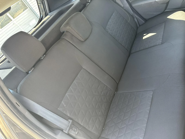 Dacia Duster 1.6* 105ps* НАВИ* FACE* КЛИМАТИК - автомобили, коли, обяви за нови и употребявани 14