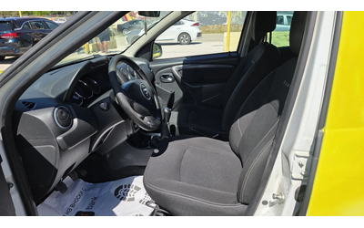 Dacia Duster 1.6i+ ЗаводскиГазИнж.* ГОТОВА ЗА Такси - автомобили, коли, обяви за нови и употребявани 10