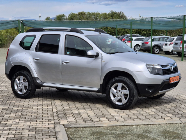 Dacia Duster 1.6 Газ/бензин 105 к.с. - автомобили, коли, обяви за нови и употребявани 5