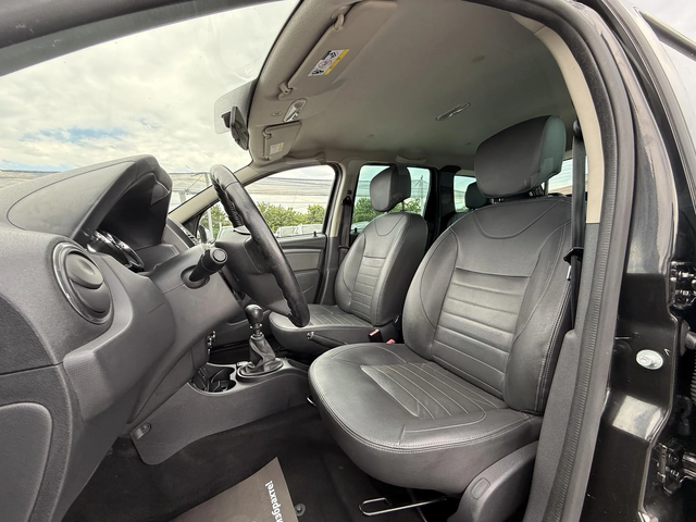 Dacia Duster 1.5 , Euro 6, Нов Вноc - автомобили, коли, обяви за нови и употребявани 16