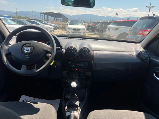 Dacia Duster 1.6 I - автомобили, коли, обяви за нови и употребявани 13