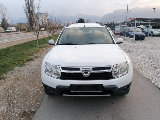 Dacia Duster 1.5 Dci - автомобили, коли, обяви за нови и употребявани 0
