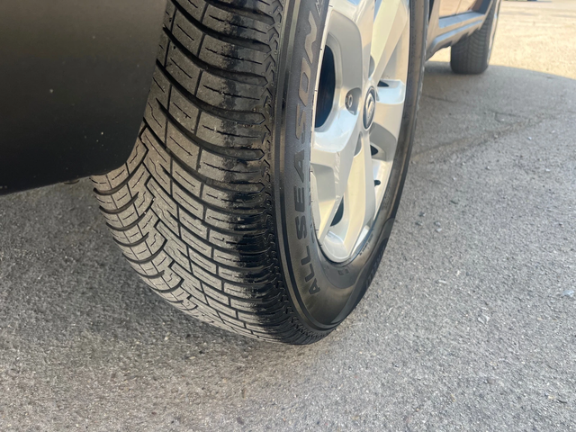 Dacia Duster 1.6i ITALY КАТО НОВ! - автомобили, коли, обяви за нови и употребявани 10