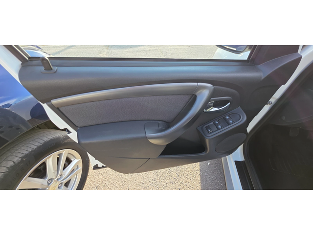 Dacia Duster 1.6i 114k.c UNIKAT ITALIA EURO 6B GAZ - автомобили, коли, обяви за нови и употребявани 9