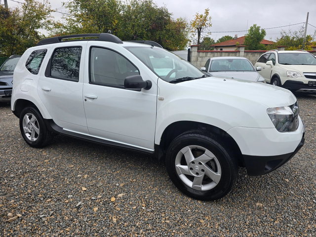 Dacia Duster 1.5DCI-ЕВРО 5В-4Х4-6 СКОРОСТИ - автомобили, коли, обяви за нови и употребявани 6