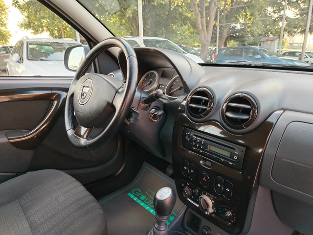 Dacia Duster 1.5dci-108к.с/КЛИМАТИК/EURO 5B!!! - автомобили, коли, обяви за нови и употребявани 10