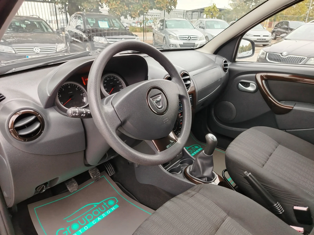 Dacia Duster 1.6i-105к.с/ГАЗОВ ИНЖЕКЦИОН/118х.км!!! - автомобили, коли, обяви за нови и употребявани 8