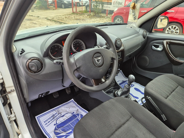 Dacia Duster 1.5DCI  107k.s - автомобили, коли, обяви за нови и употребявани 8