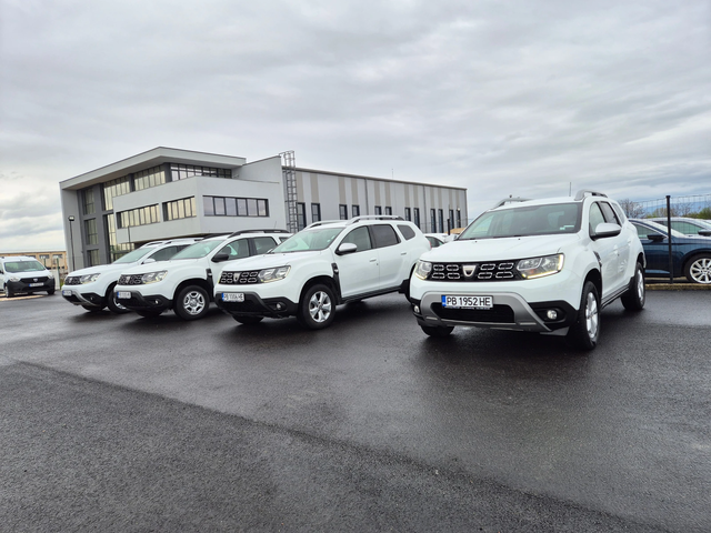 Dacia Duster COMFORT N-1= 5 броя 4x4= 1.5 DCI M/T - автомобили, коли, обяви за нови и употребявани 0
