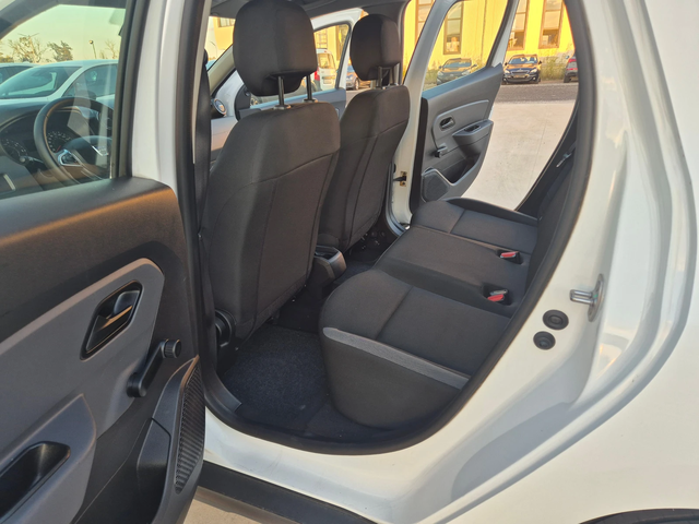 Dacia Duster N1 4x4 M/T1.5 DCI - автомобили, коли, обяви за нови и употребявани 11