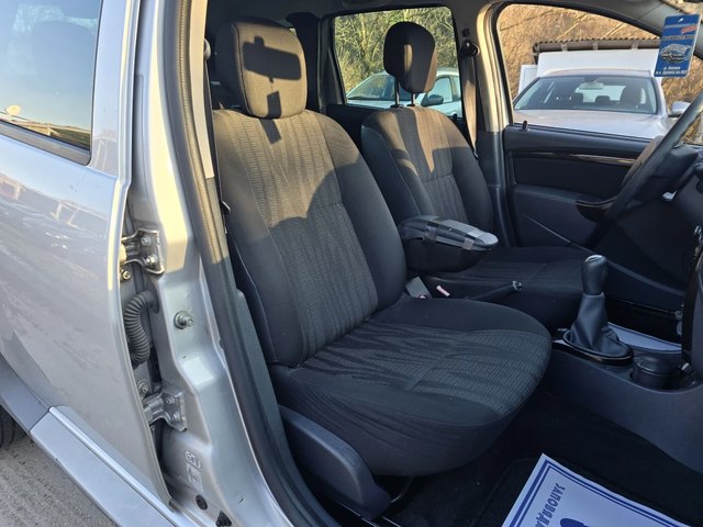 Dacia Duster 1.6i 110к.с фабрична газ - автомобили, коли, обяви за нови и употребявани 12