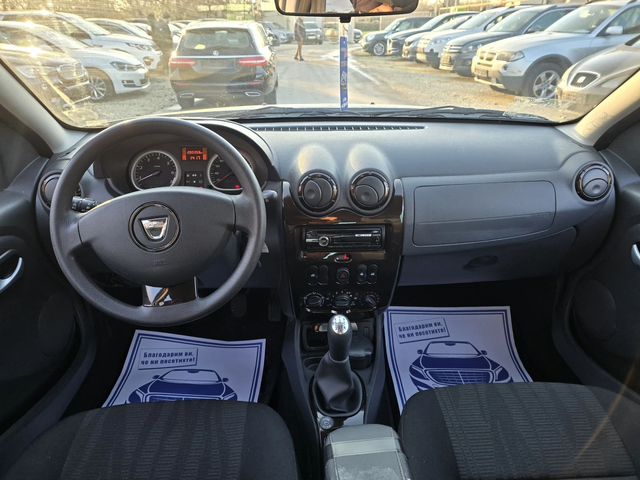 Dacia Duster 1.6i 110к.с фабрична газ - автомобили, коли, обяви за нови и употребявани 14