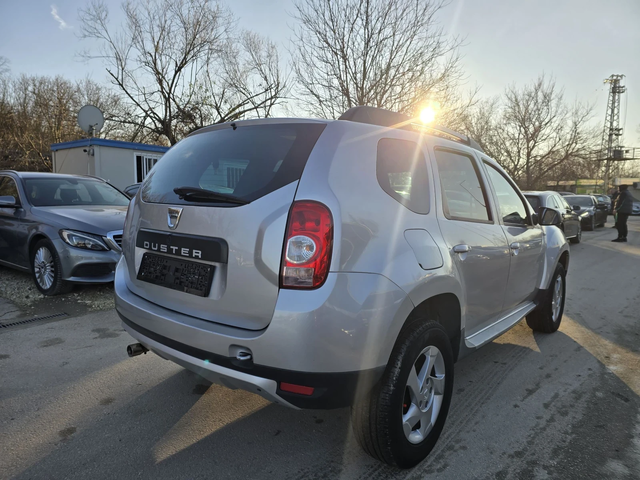 Dacia Duster 1.6i 110к.с фабрична газ - автомобили, коли, обяви за нови и употребявани 3