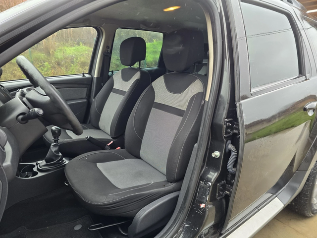 Dacia Duster 1.5dci 110к.с Топ състояние - автомобили, коли, обяви за нови и употребявани 8